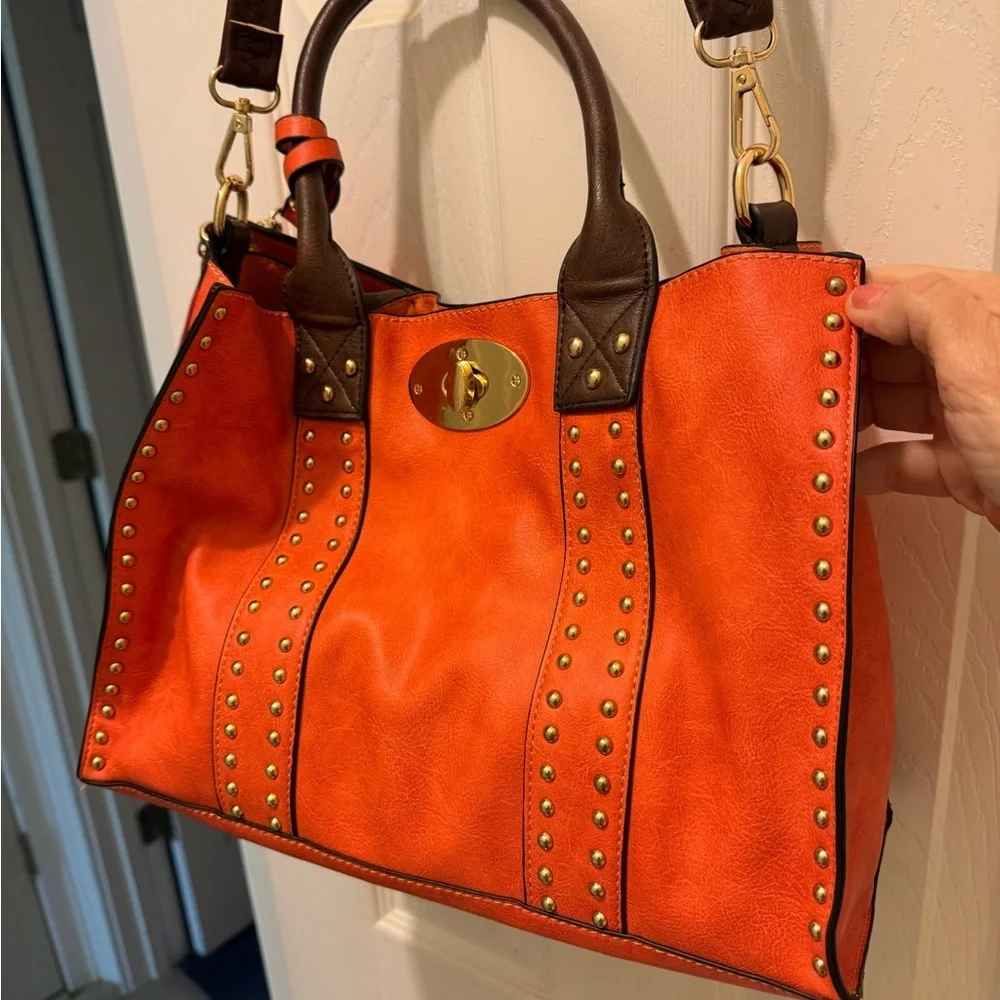 Alyssa Orange and Brown Leather‎ Shoulder Bag with Gold Clasp